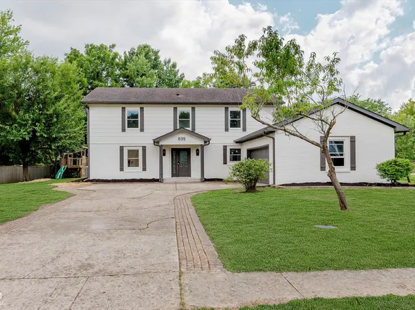 835 Nevelle Ln, Carmel, IN 46032