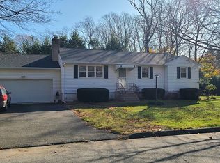 14 Hemlock Rd, Prospect, CT 06712