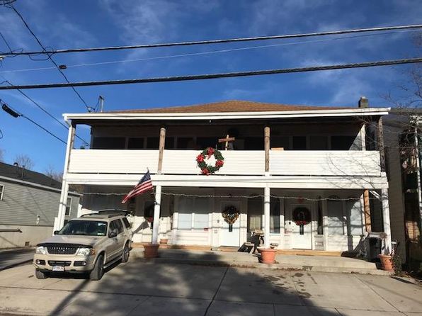 14568 Main St #2R