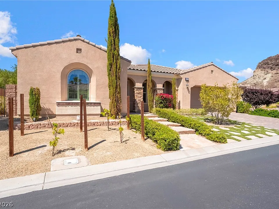 2 Lago Turchino Ct
