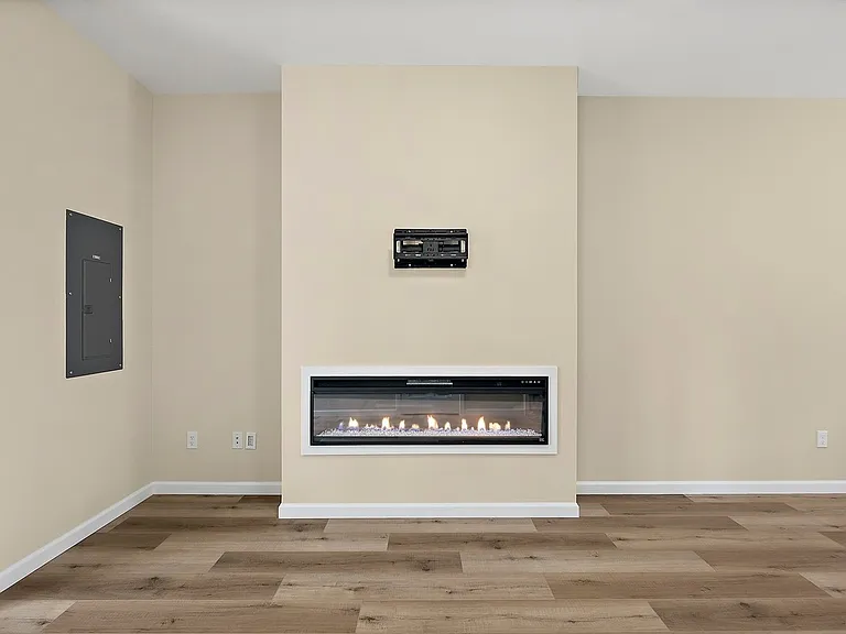 8511 Woodlawn Ave SW — Photo 8