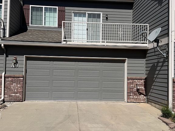 4th image of 320 Strasburg Dr Unit A9