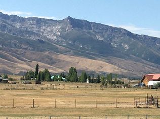 1754 Sunset Ln, Lamoille, NV 89828