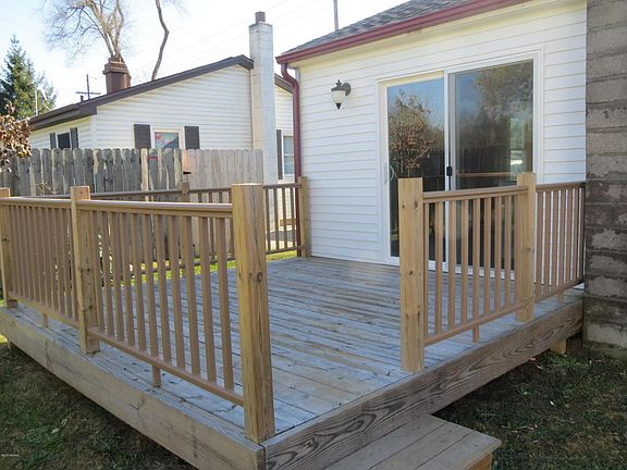 5th image of 192 Taylor Ave