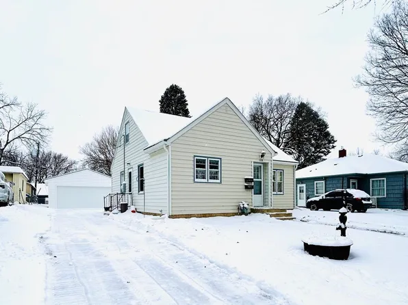 1219 W 13th St, Sioux Falls, SD 57104