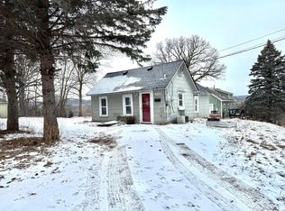 410 N Grove St, Belle Plaine, MN 56011