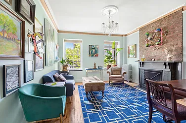 306 West 4th Street