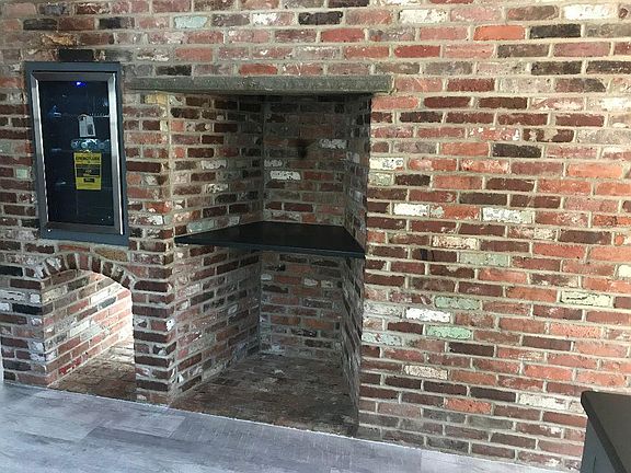 Built-In Beverage and/or Wine Fridge