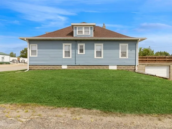 116 S Monroe St, Monroe, IA 50170