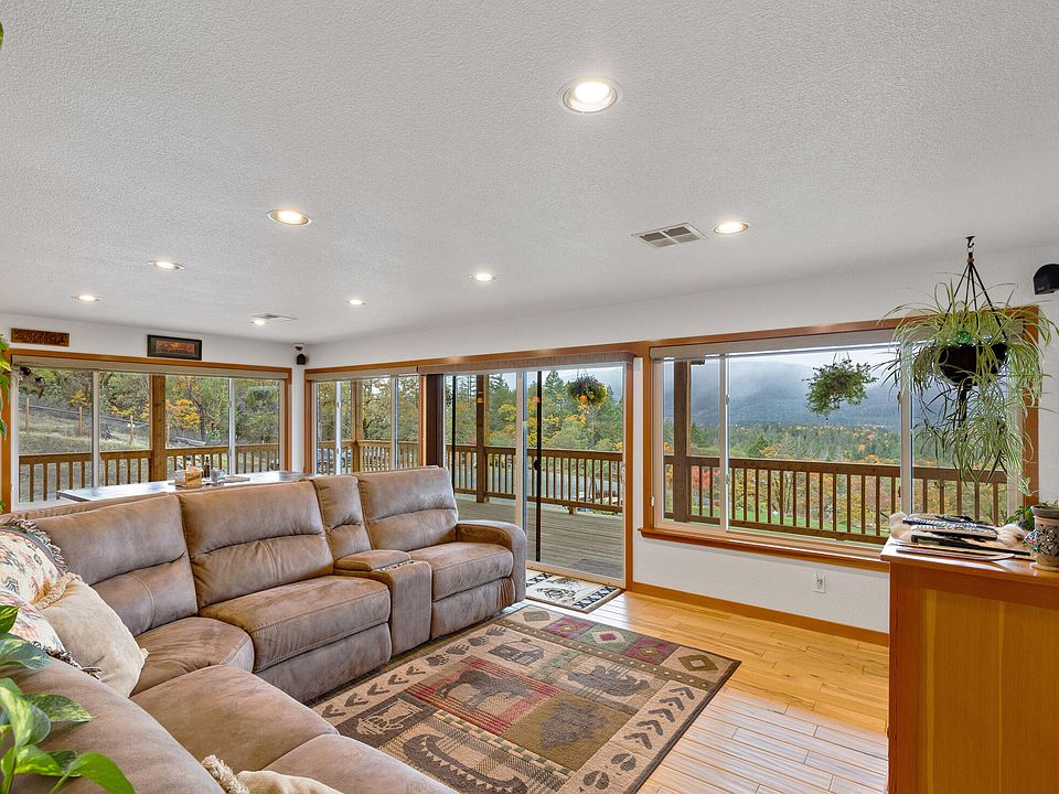 375 Cricket Ln, Cave Junction, OR 97523 MLS 220133998 Zillow