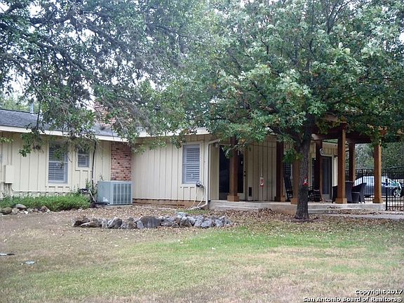 2nd image of 118 Mesa Alta St