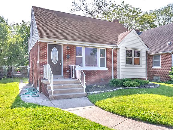 3rd image of 7221 McLaughlin Ave