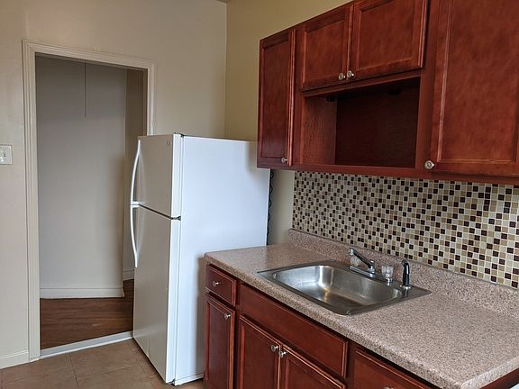 2nd image of 744 Coster St APT 5E