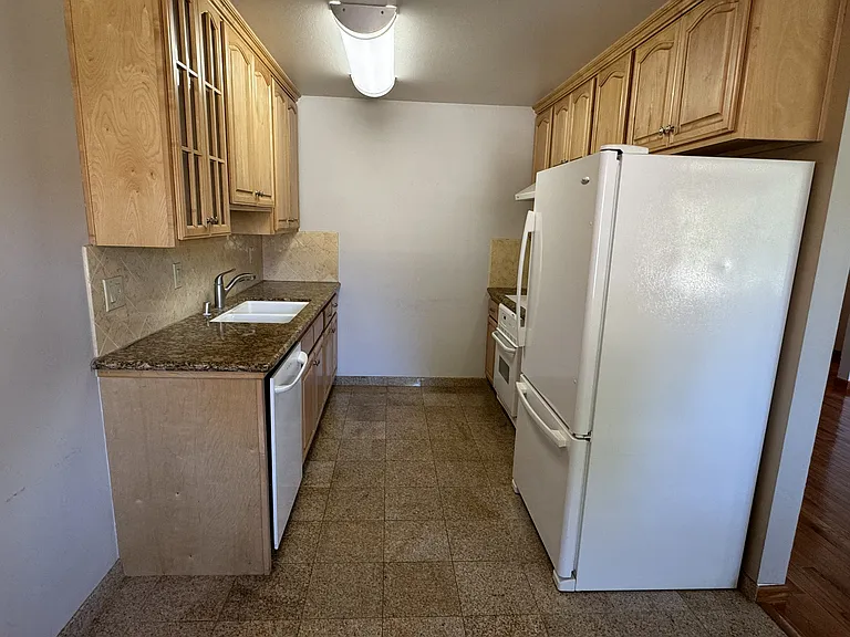 727 Opal Dr #3 — Photo 7