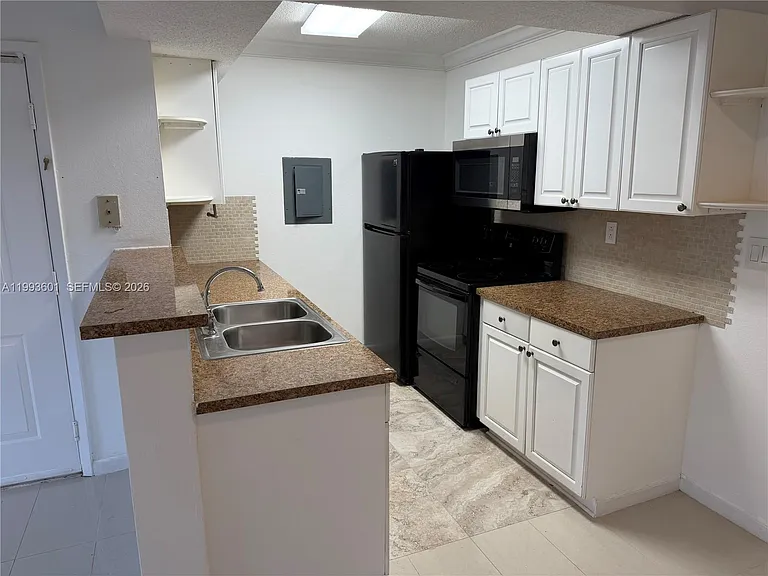15560 SW 106th Ln #1305 — Photo 4