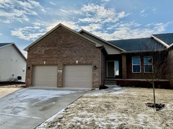 6633 White Oak Dr, South Beloit, IL 61080