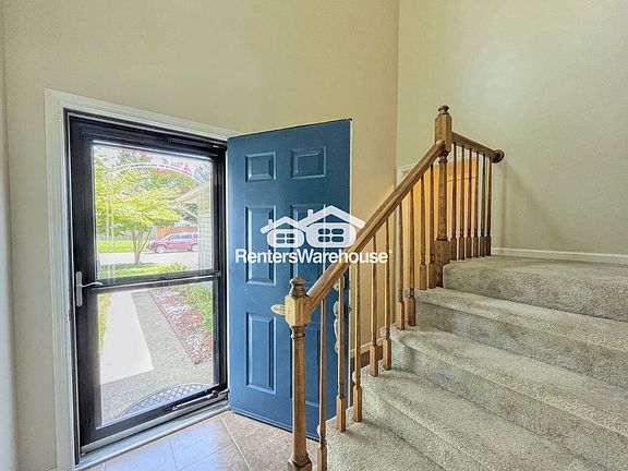 3rd image of 5605 Shinfield Dr