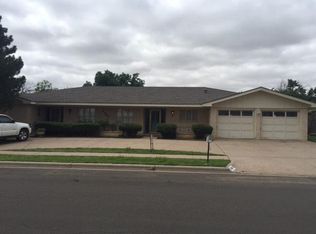 3301 74th St APT B, Lubbock, TX 79423