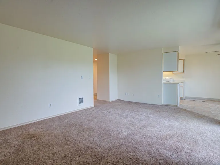 #294 FIELDSTONE APARTMENTS — Photo 39