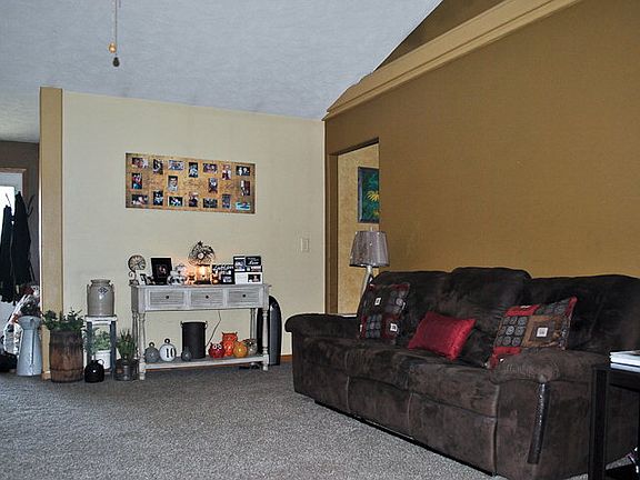 5th image of 4140 Elmwood Dr