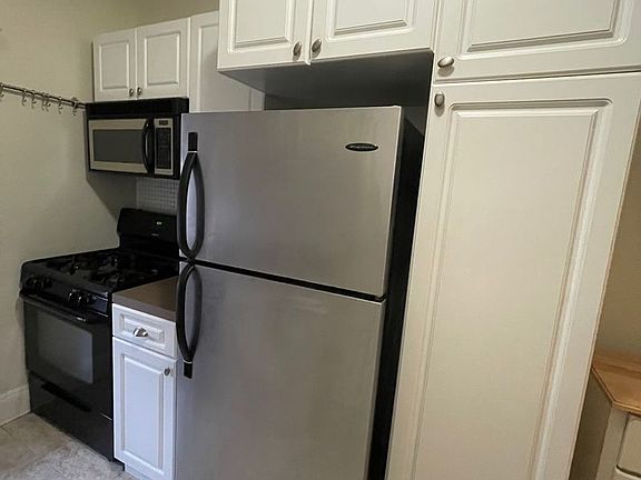 5th image of 31-80 44th St #2F