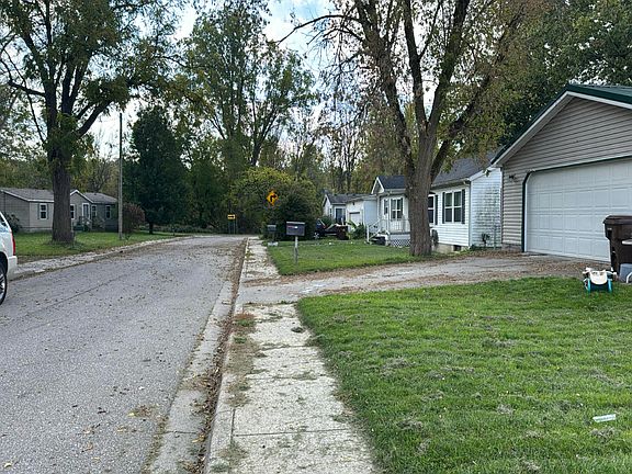 4th image of 309 Welton St