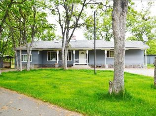 5787 Dark Hollow Rd, Medford, OR 97501