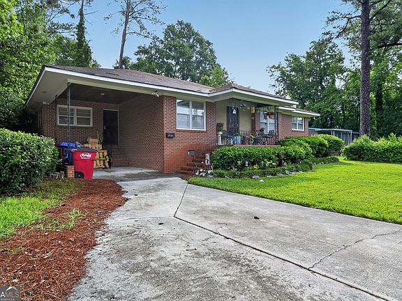 4th image of 1819 Canterbury Rd