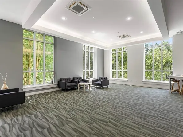 15436 31st Ave #107, Surrey, BC V3Z 1H3