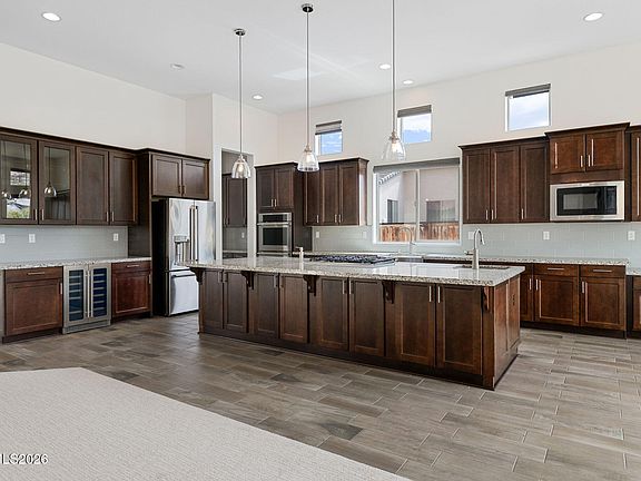 5th image of 13325 Crest Valley Dr