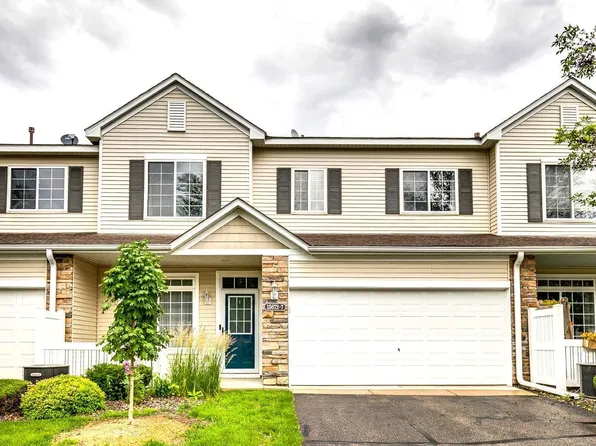 15672 Emerald Dr N Unit 7, Hugo, MN 55038