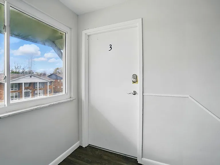 7839 Newbedford Ave #4 — Photo 8