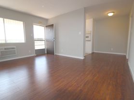 Greenleaf, 1 beds  1.0 baths (650 sqft)