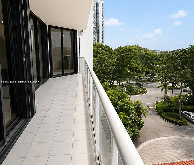 3640 Yacht Club Dr #502 — Photo 12