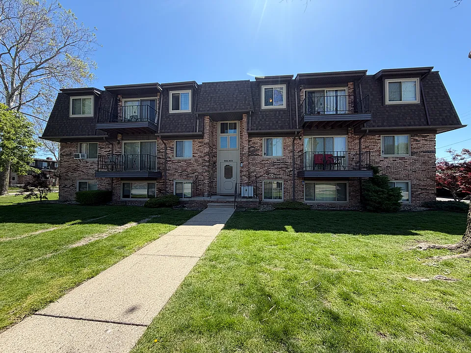 439 Riviera Dr