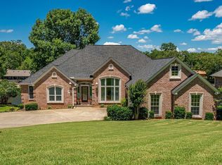 7 Stonegate Ln, Hot Springs, AR 71913