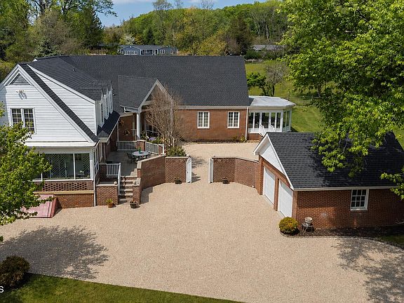 3rd image of 187 Hockhockson Road