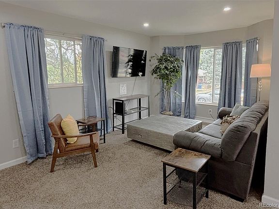 4th image of 2200 W Moffat Place