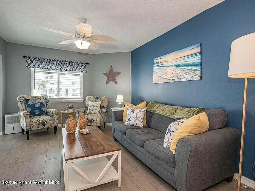 1 bed, 1.0 bath, 718 sqft, $2,000 — Photo 3