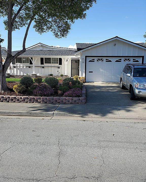 1st image of 4839 Yellowstone Park Dr