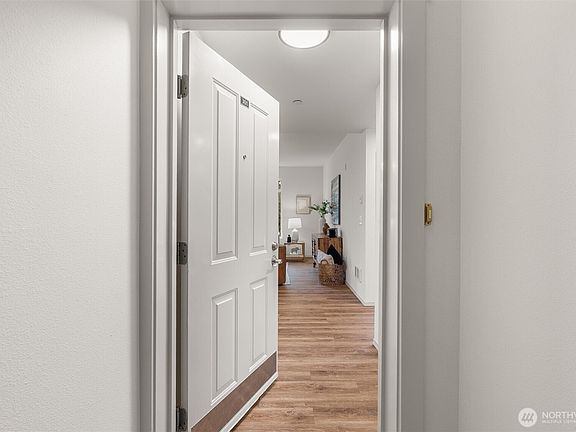 3rd image of 23924 NE 115th Lane #301