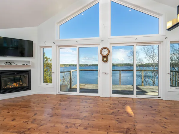 12 Muskegon Shore Road, Harpswell, ME 04079