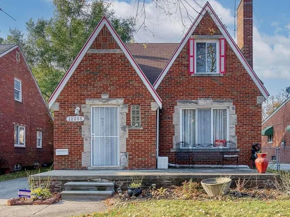 12235 Lansdowne St, Grosse Pointe, MI 48224