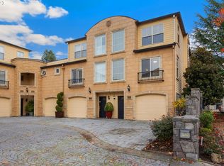 8255 SW Seneca St, Tualatin, OR