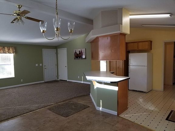5th image of 94 17th St NE
