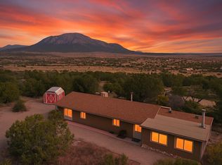 655 Frost Rd, Edgewood, NM 87015