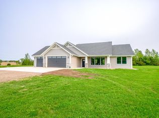 2387 15th Ave, Osceola, WI 54020