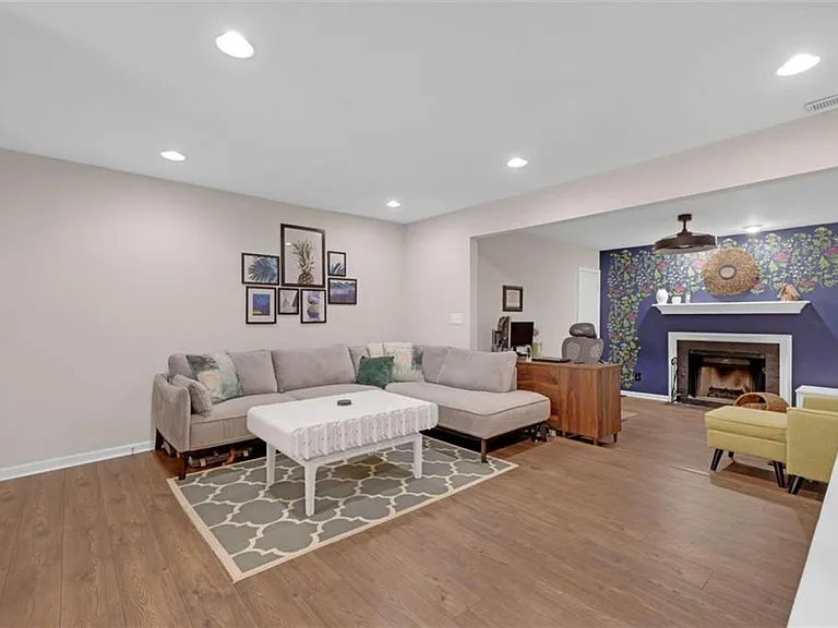 118 Lablanc Way NW — Photo 5