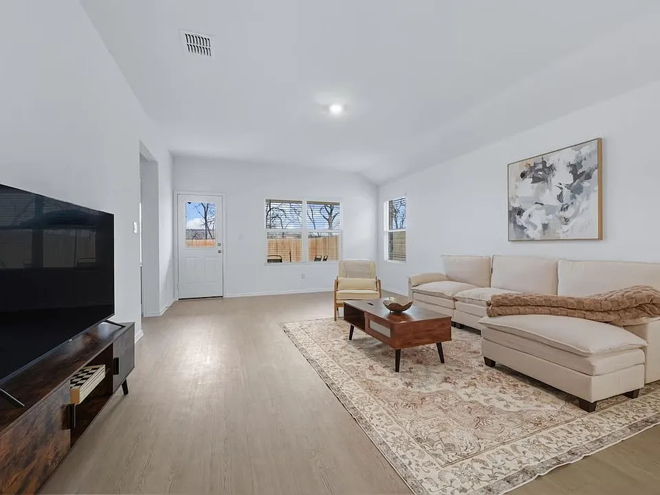 591 Sormonne Loop #ID1492678P