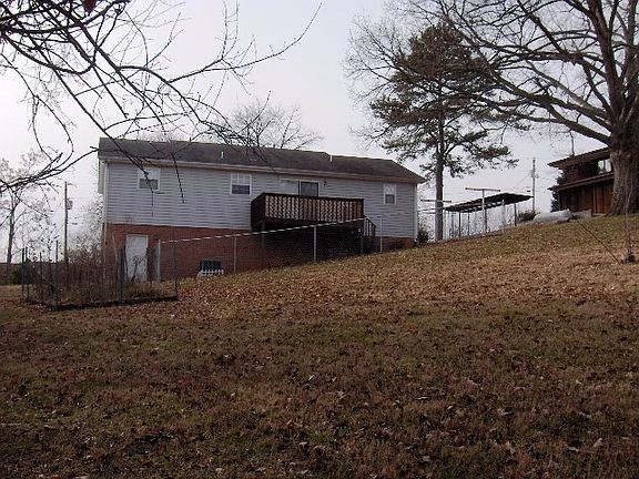 4th image of 4818 Cedarwood Ln